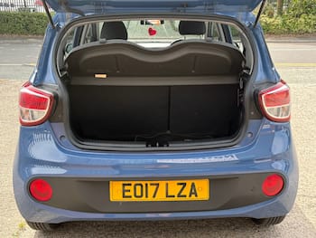 Used Hyundai i10 2017 for sale - 79469427: Photo