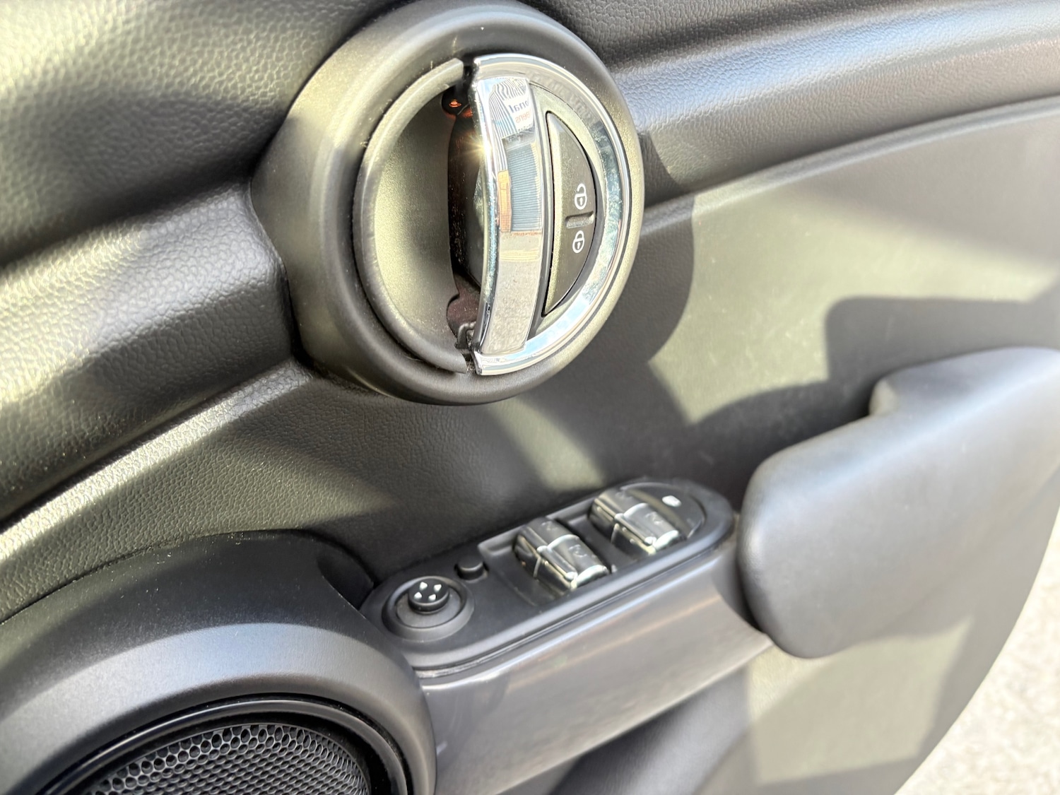 Used MINI Hatch 2016 for sale - 77077644: Photo 31