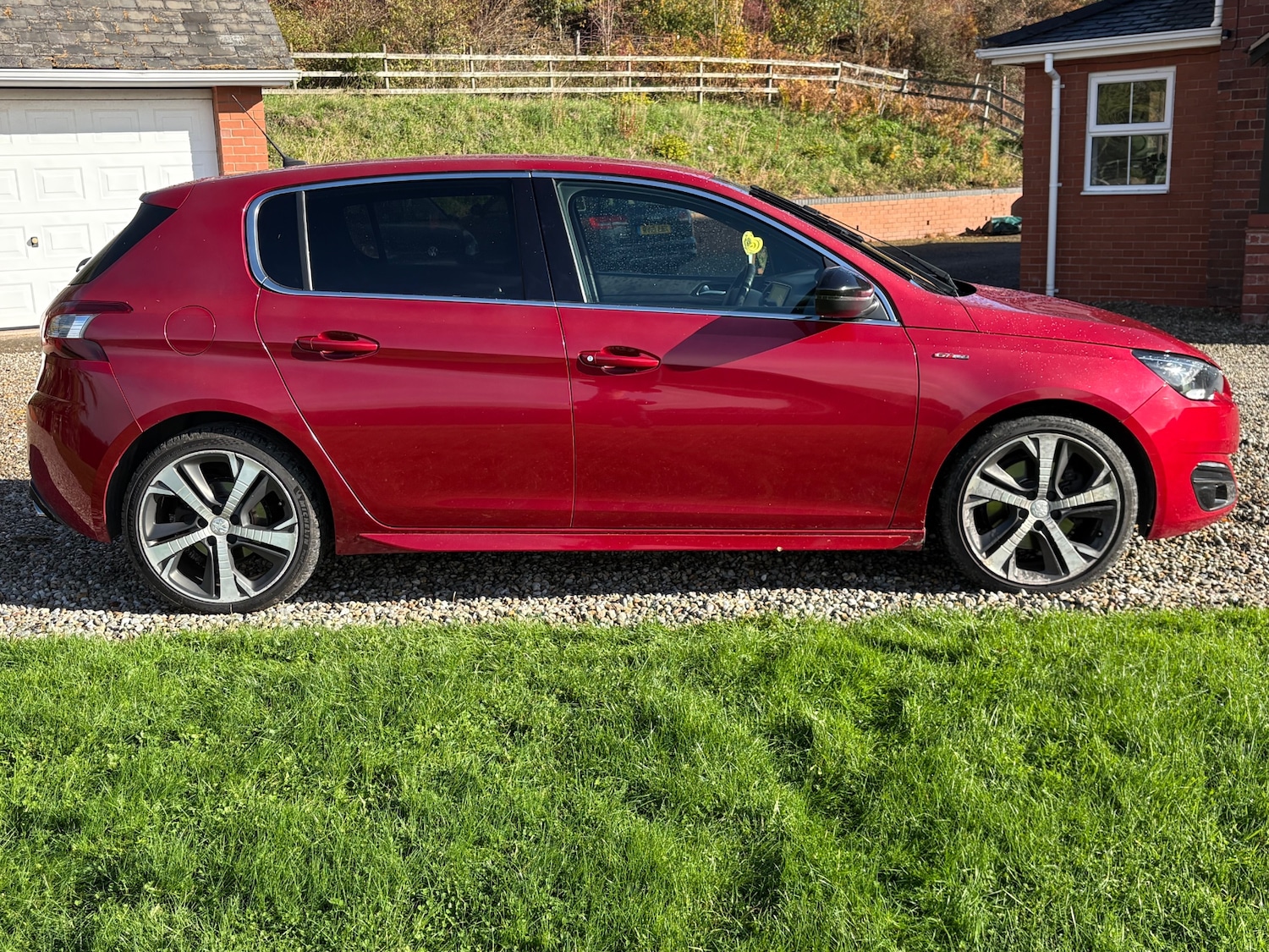 Used Peugeot 308 2015 for sale - 76364898: Photo 32