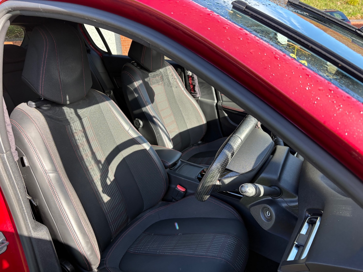 Used Peugeot 308 2015 for sale - 76364898: Photo 4