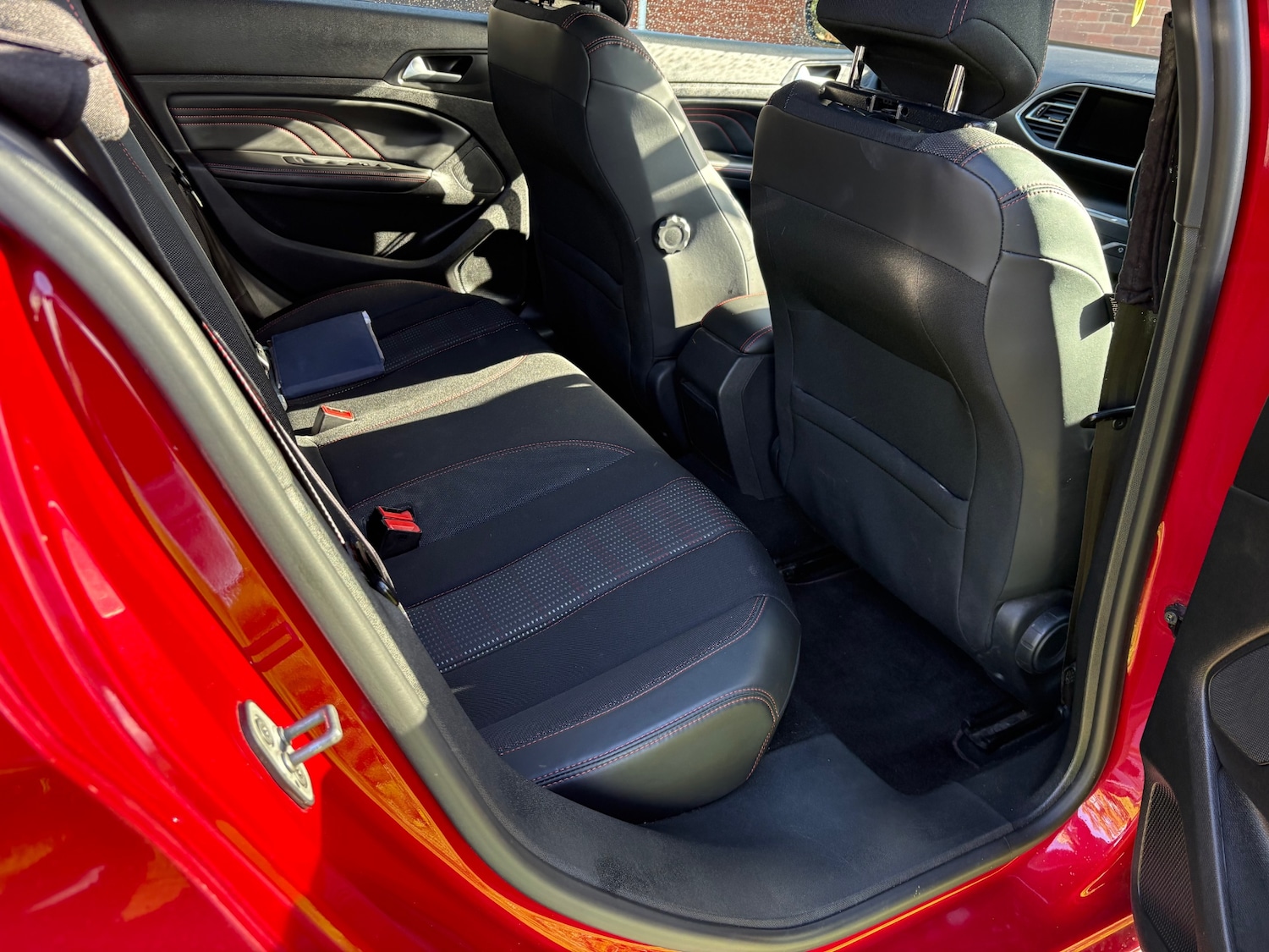 Used Peugeot 308 2015 for sale - 76364898: Photo 43