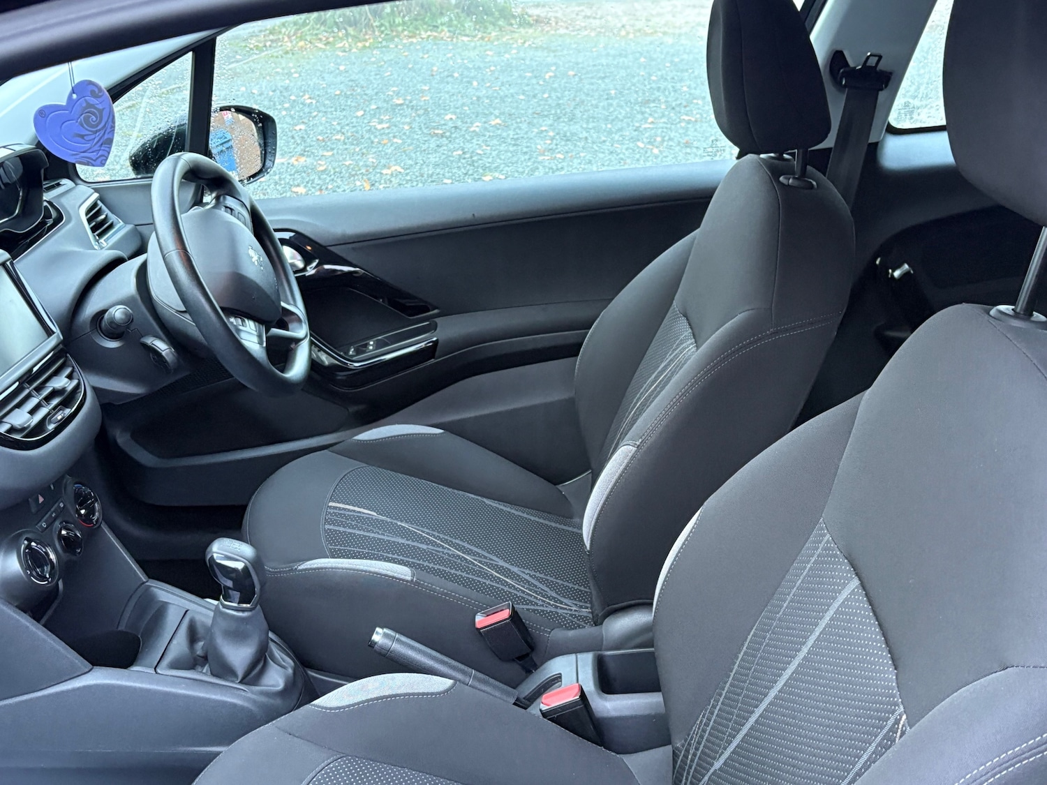 Used Peugeot 208 2012 for sale - 76664311: Photo 12