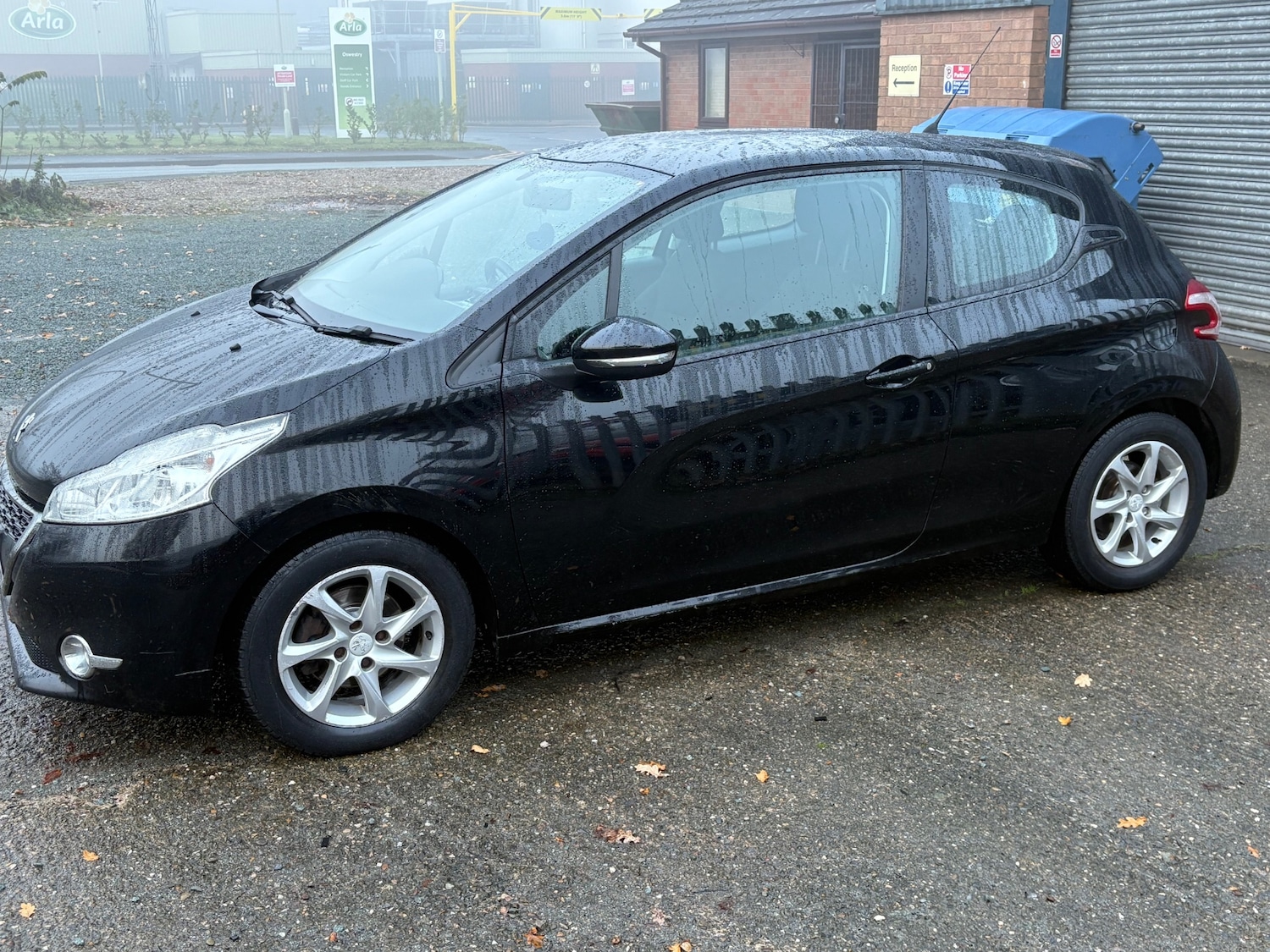 Used Peugeot 208 2012 for sale - 76664311: Photo 2