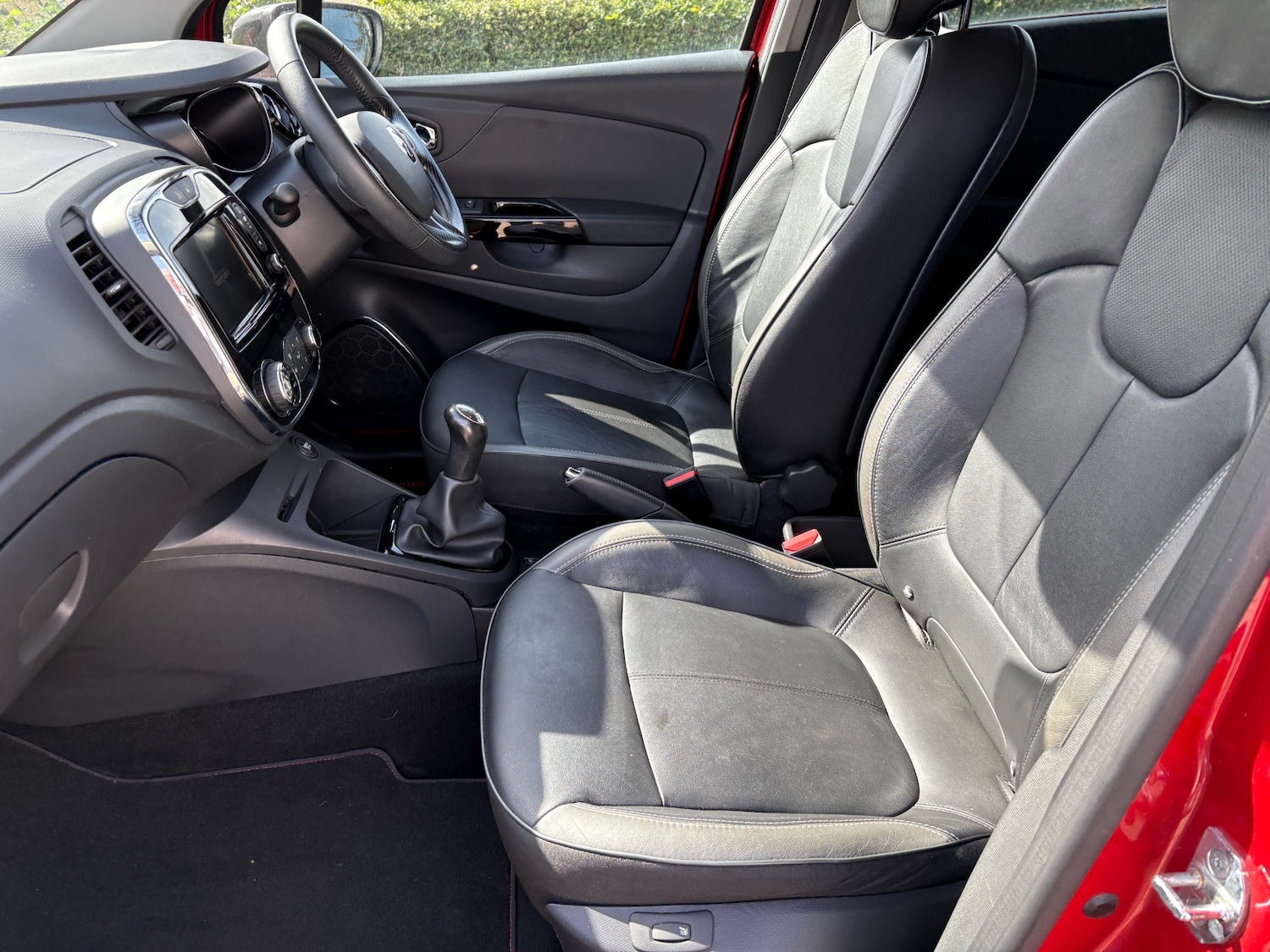 Used Renault Captur 2015 for sale - 76017409: Photo 12