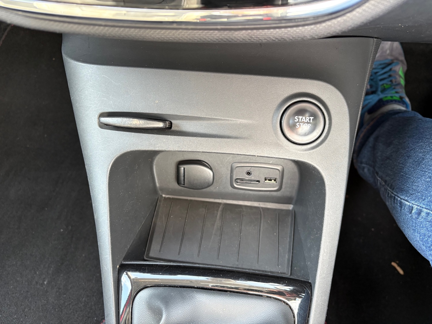 Used Renault Captur 2015 for sale - 76017409: Photo 28