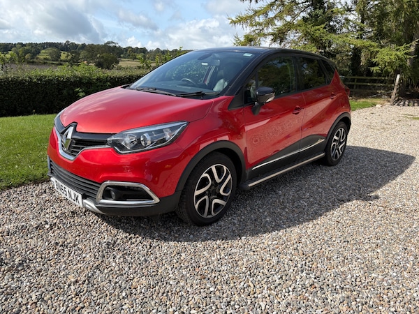Used Renault Captur 2015 for sale - 76017409: Photo 2