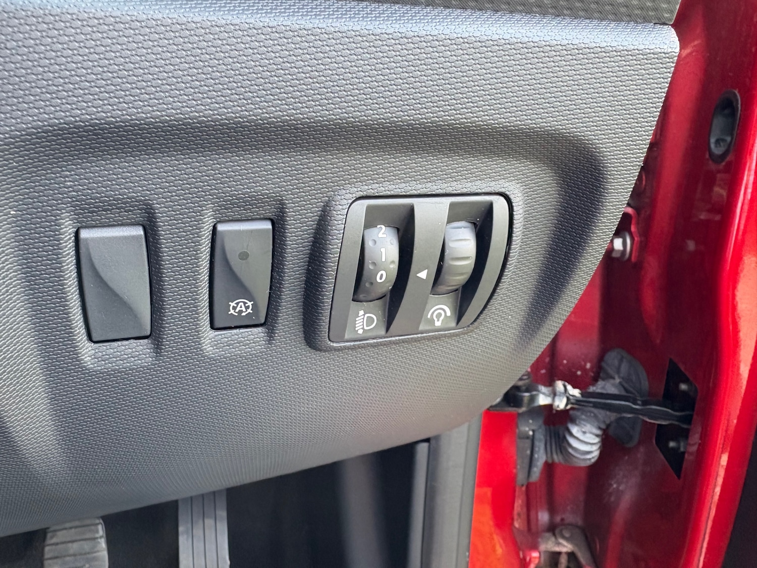 Used Renault Captur 2015 for sale - 76017409: Photo 35