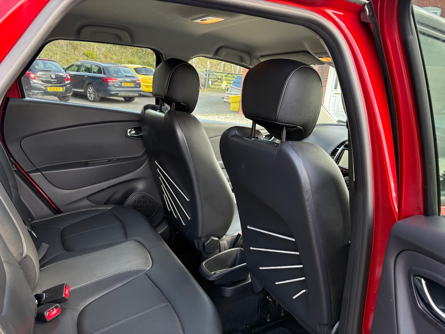 Used Renault Captur 2015 for sale - 76017409: Photo 5