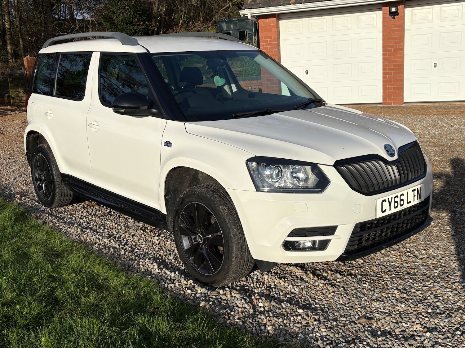 Used Skoda Yeti 2017 for sale - 76662517: Photo 13