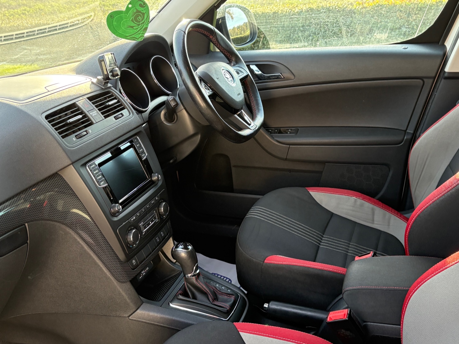 Used Skoda Yeti 2017 for sale - 76662517: Photo 17