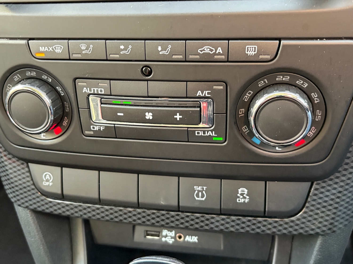 Used Skoda Yeti 2017 for sale - 76662517: Photo 34