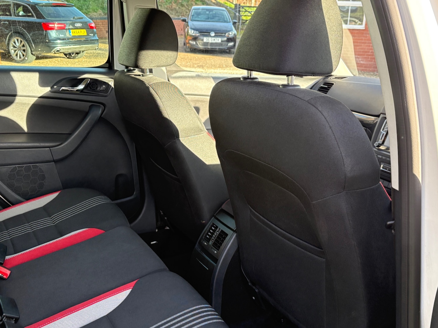 Used Skoda Yeti 2017 for sale - 76662517: Photo 37