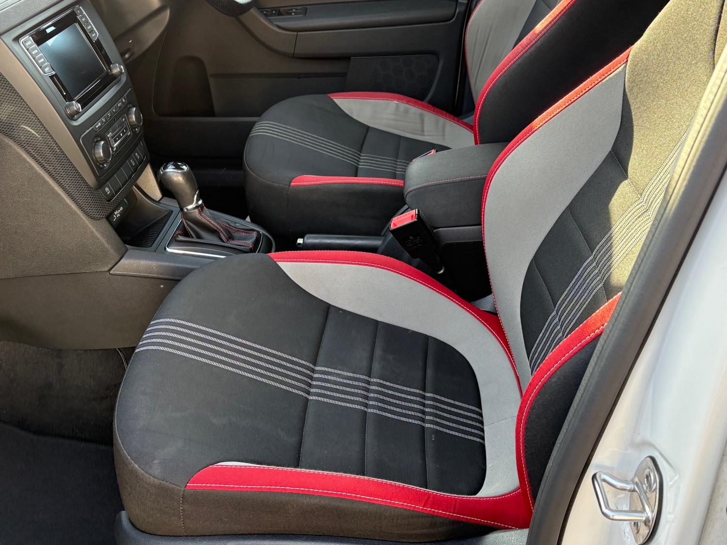 Used Skoda Yeti 2017 for sale - 76662517: Photo 4