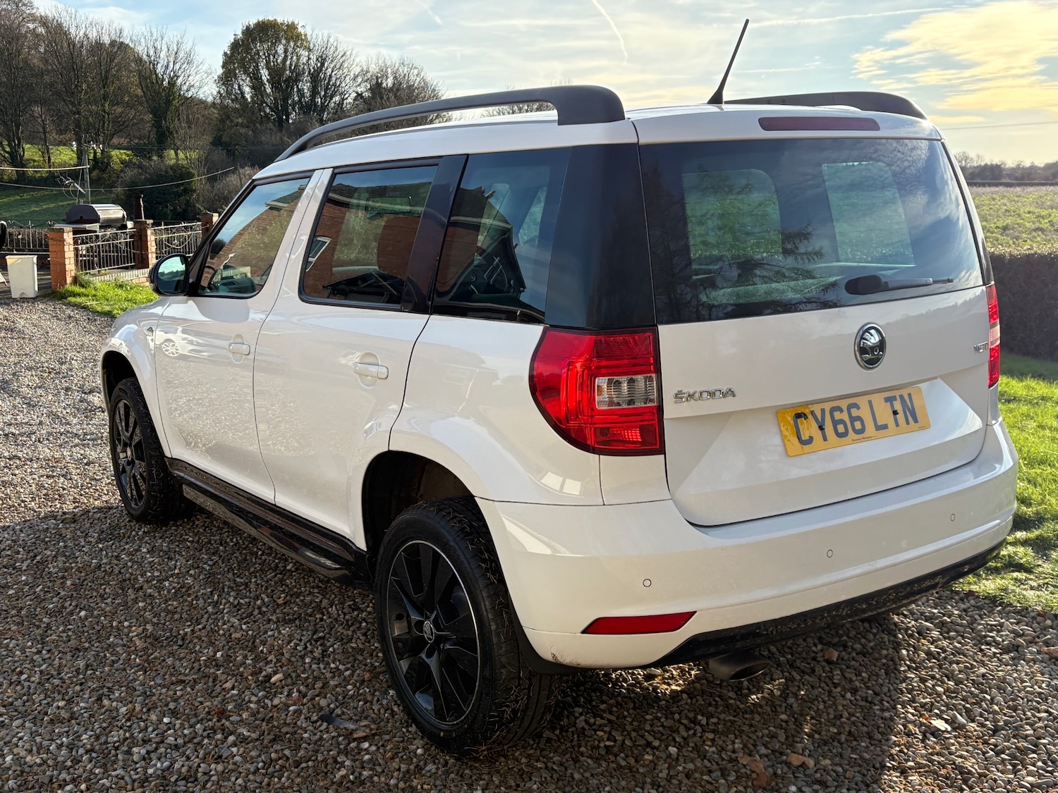 Used Skoda Yeti 2017 for sale - 76662517: Photo 46