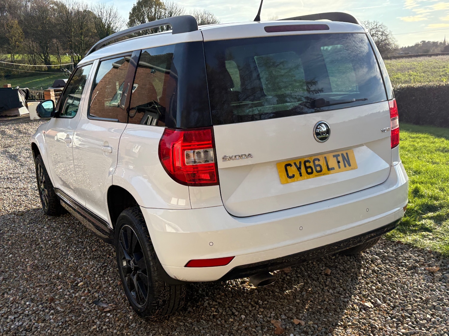 Used Skoda Yeti 2017 for sale - 76662517: Photo 50