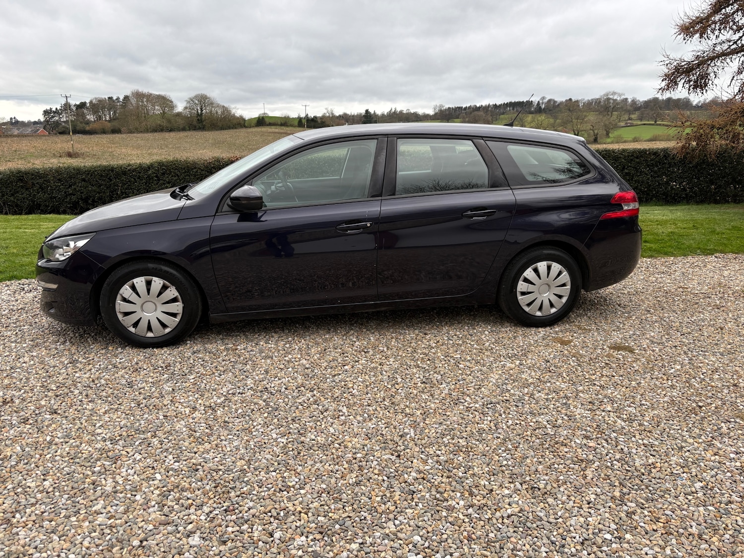 Used Peugeot 308 2014 for sale - 77819109: Photo 3