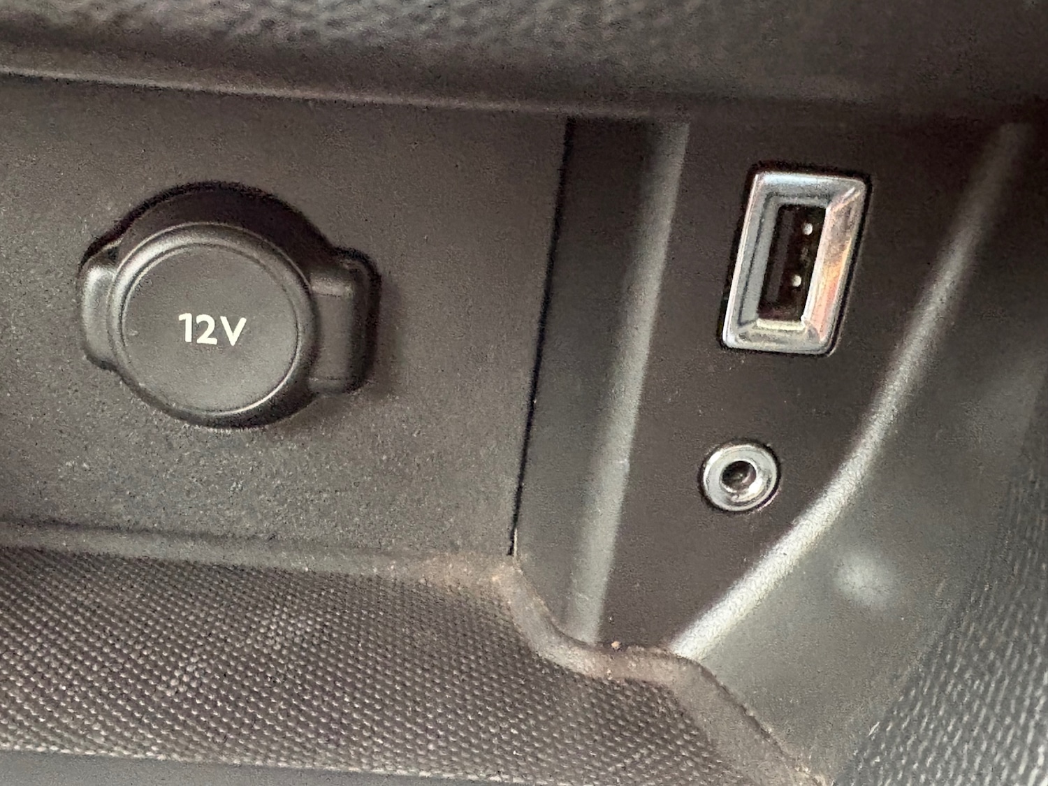 Used Peugeot 308 2014 for sale - 77819109: Photo 6