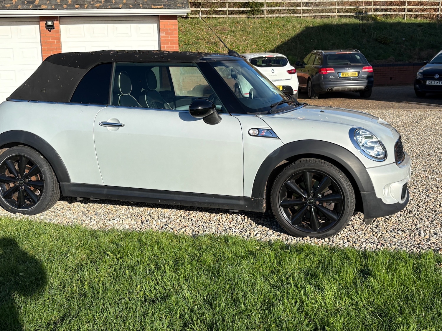 Used MINI Convertible 2014 for sale - 76626757: Photo 1