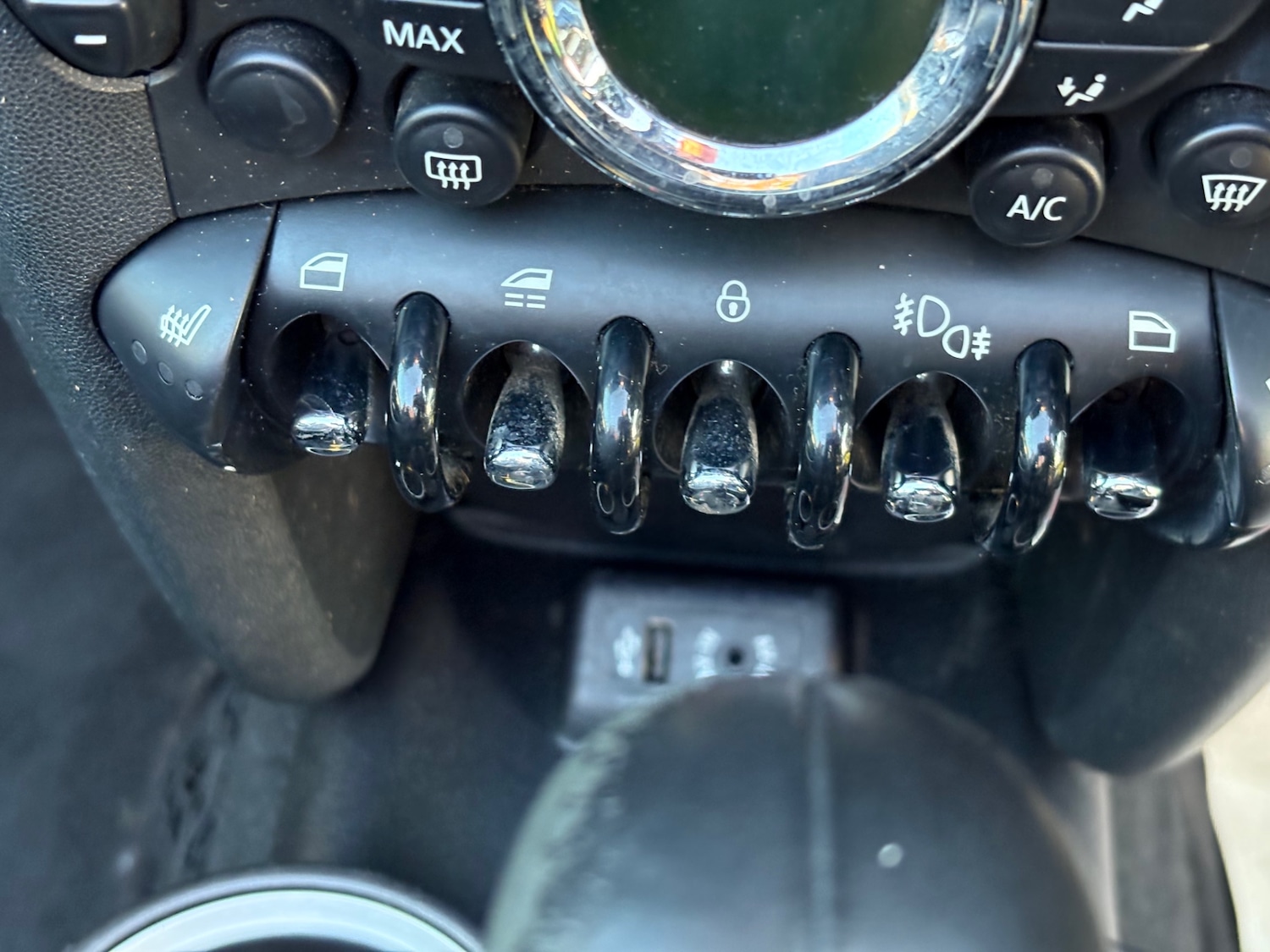 Used MINI Convertible 2014 for sale - 76626757: Photo 24