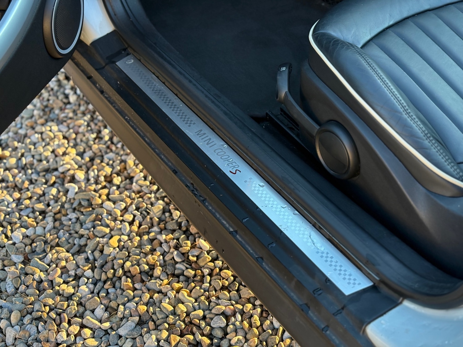 Used MINI Convertible 2014 for sale - 76626757: Photo 25