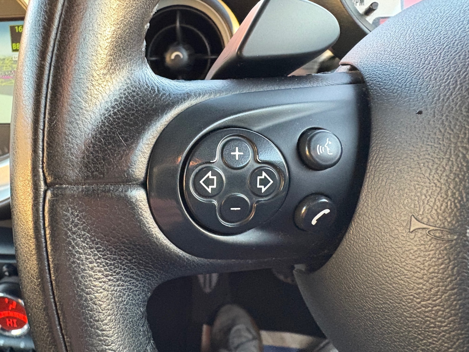 Used MINI Convertible 2014 for sale - 76626757: Photo 45