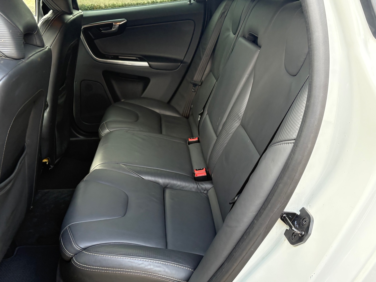 Used Volvo XC60 2013 for sale - 77640335: Photo 49