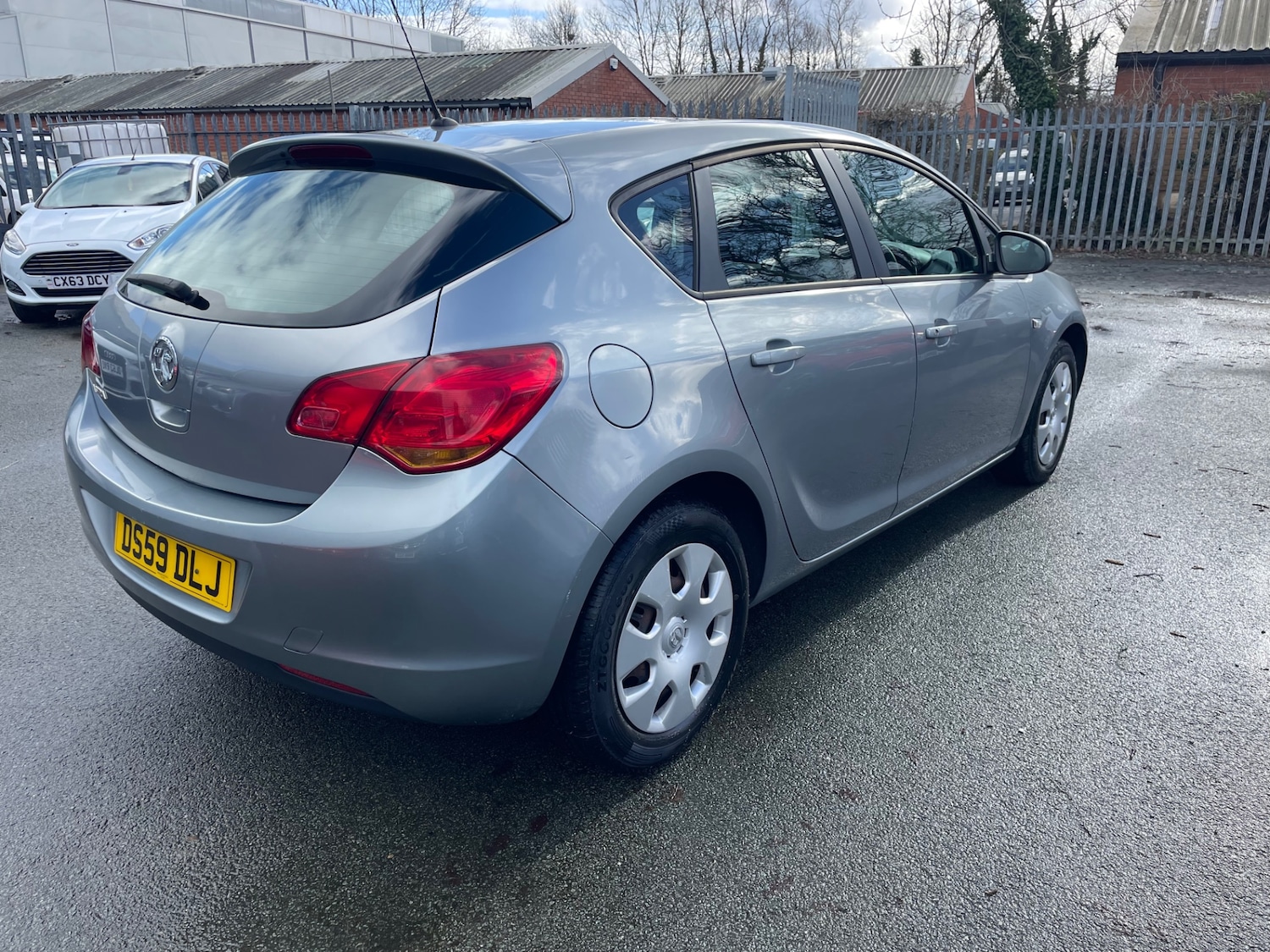 Vehicle 21