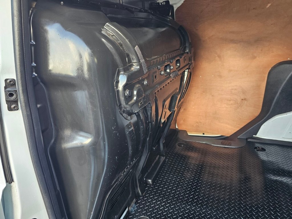 Used Ford Transit Connect 2018 for sale - 77018135: Photo 25