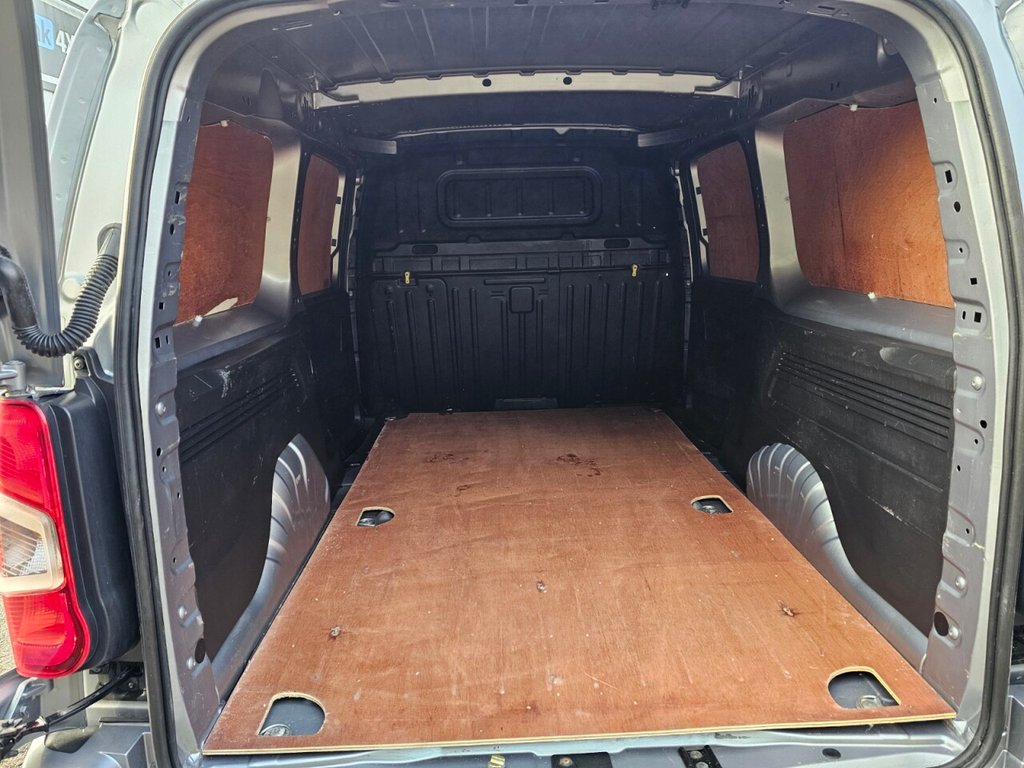 Used Citroen Berlingo 2020 for sale - 77018131: Photo 21