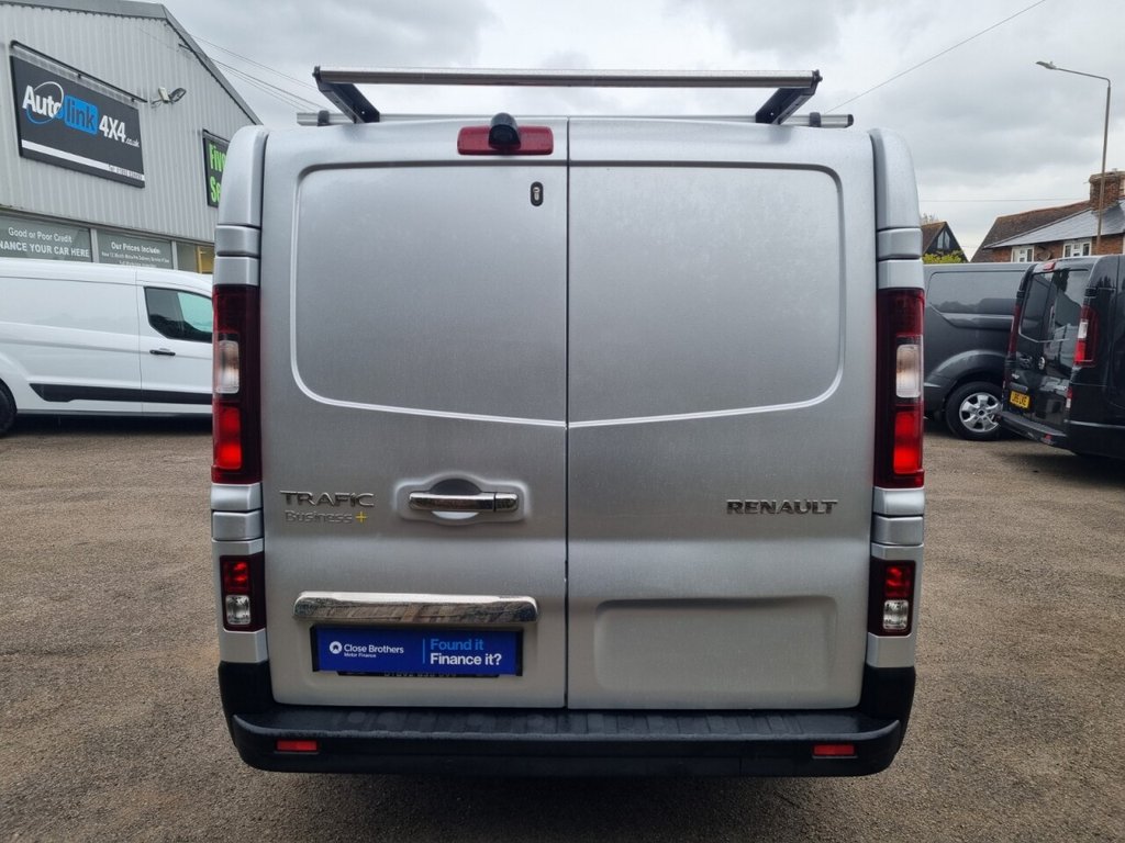 Used Renault Trafic 2016 for sale - 77765031: Photo 12
