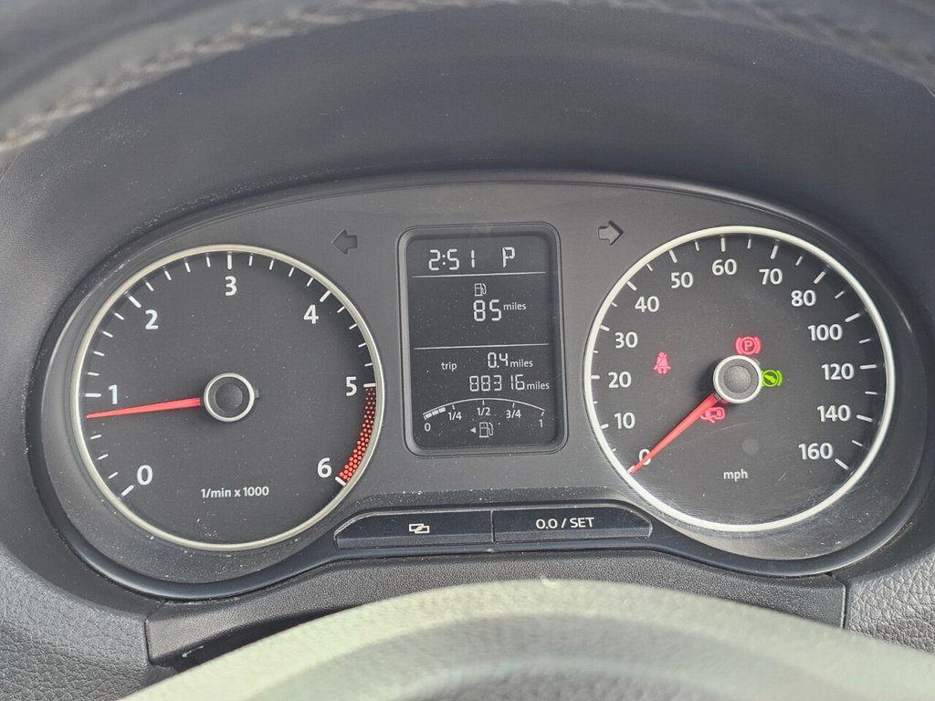 Used Volkswagen Amarok 2013 for sale - 76787660: Photo 47