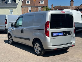 Used Vauxhall Combo 2015 for sale - 79358589: Photo