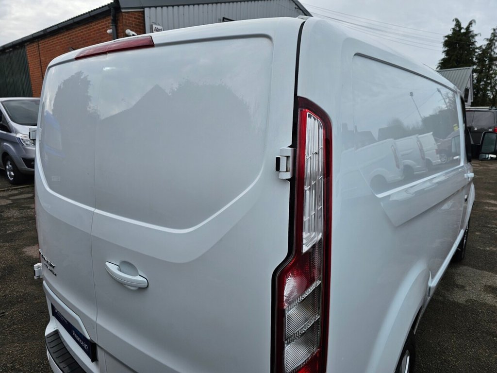 Used Ford Transit Custom 2022 for sale - 77621435: Photo 41