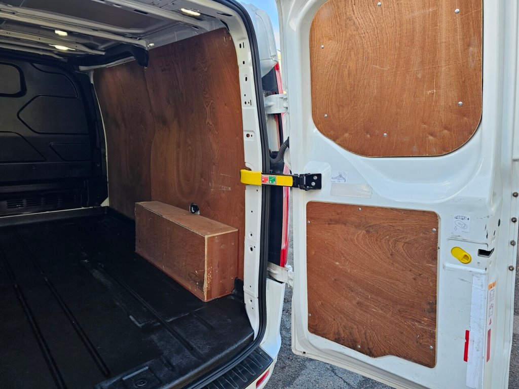 Used Ford Transit Custom 2018 for sale - 76787670: Photo 37
