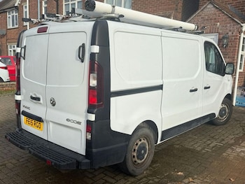 Used Vauxhall Vivaro 2015 for sale - 77241720: Photo