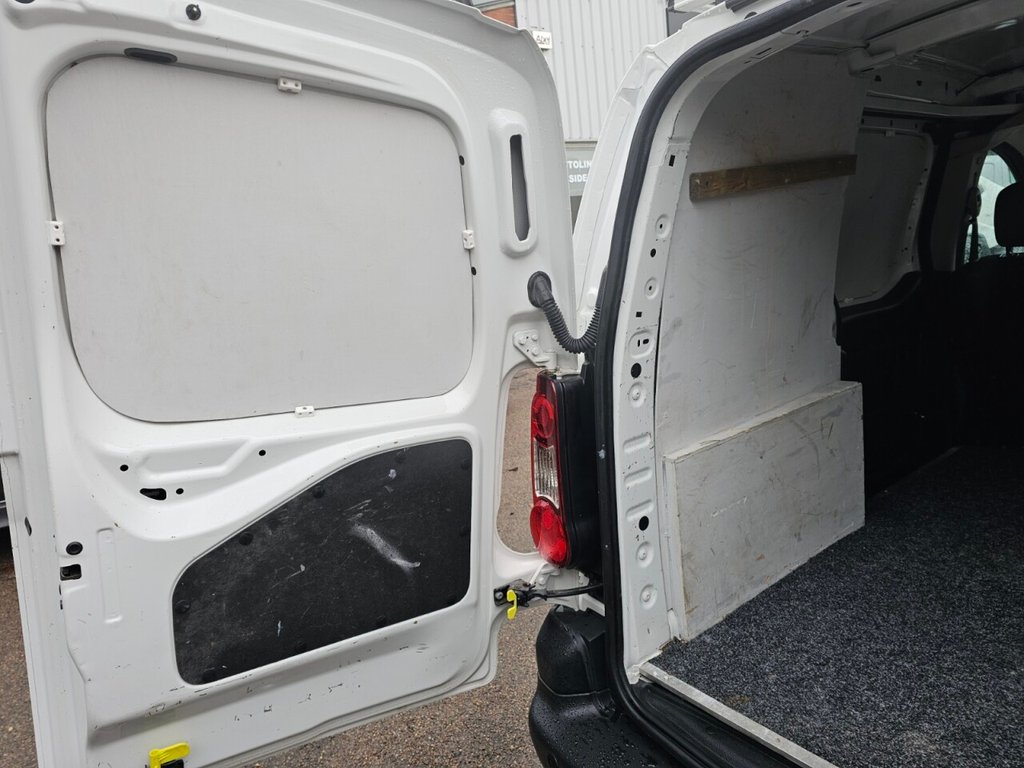 Used Citroen Berlingo 2018 for sale - 77165984: Photo 27