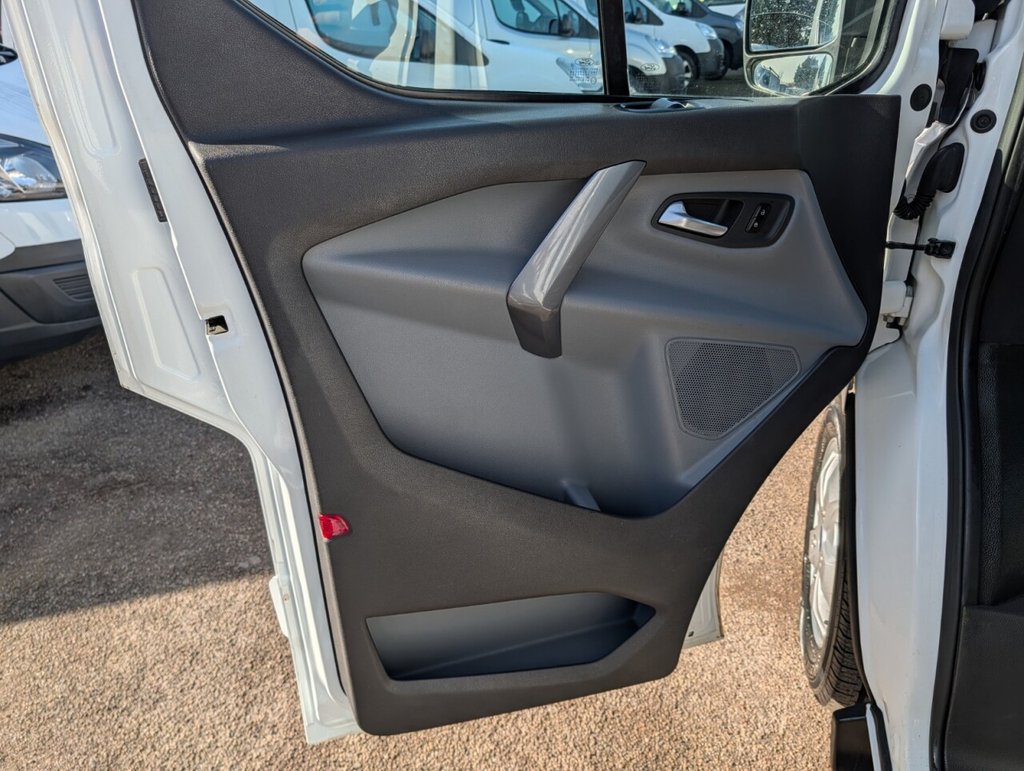 Used Ford Transit Custom 2016 for sale - 77673648: Photo 17