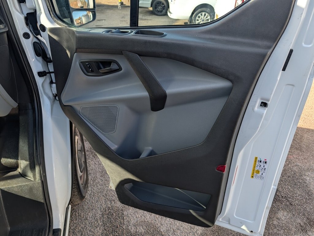 Used Ford Transit Custom 2017 for sale - 77673651: Photo 13