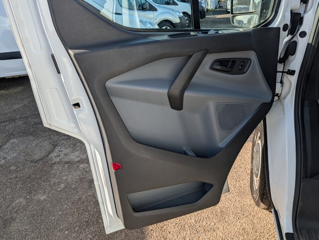Used Ford Transit Custom 2017 for sale - 77673651: Photo 17