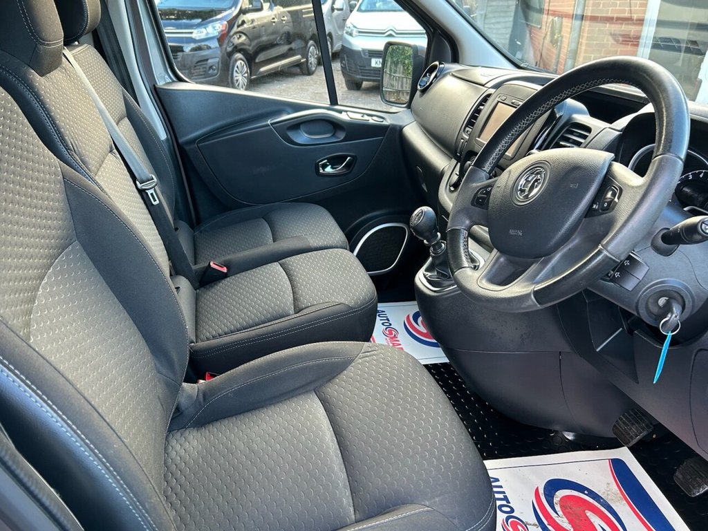 Used Vauxhall Vivaro 2016 for sale - 76787674: Photo 13