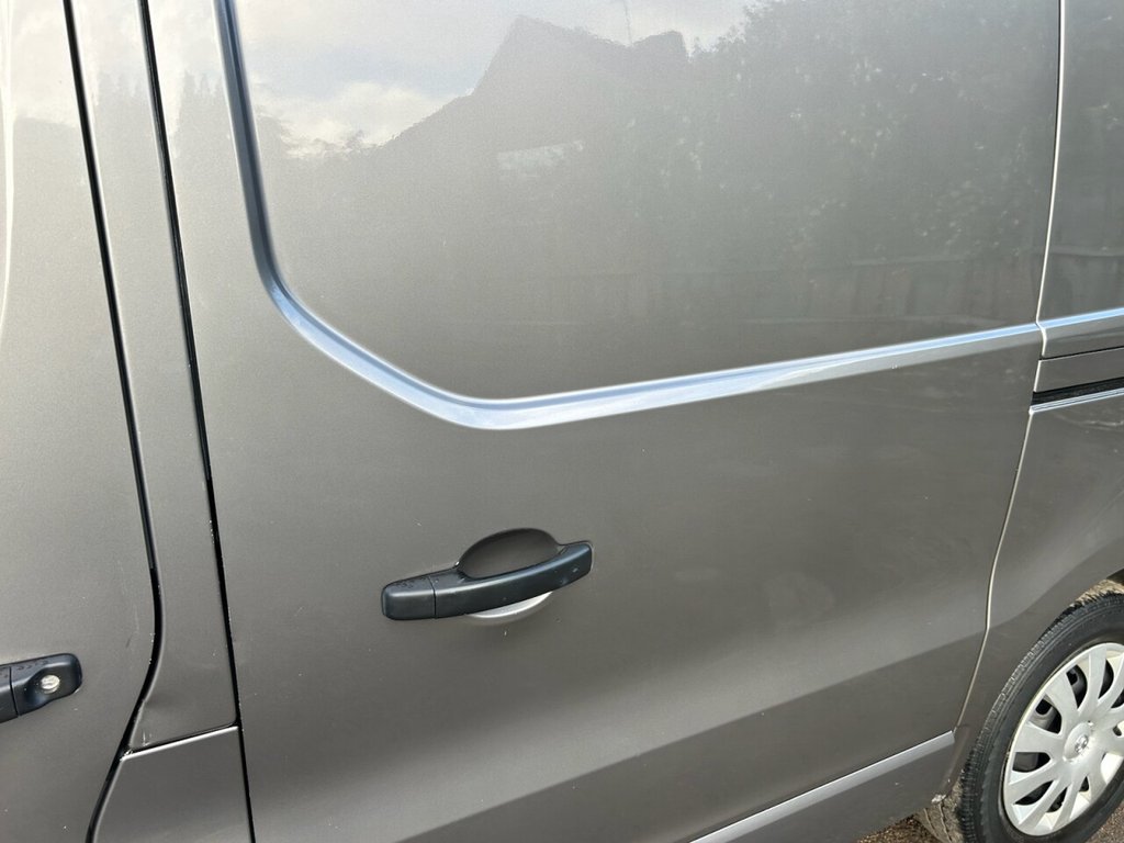 Used Vauxhall Vivaro 2016 for sale - 76787674: Photo 35