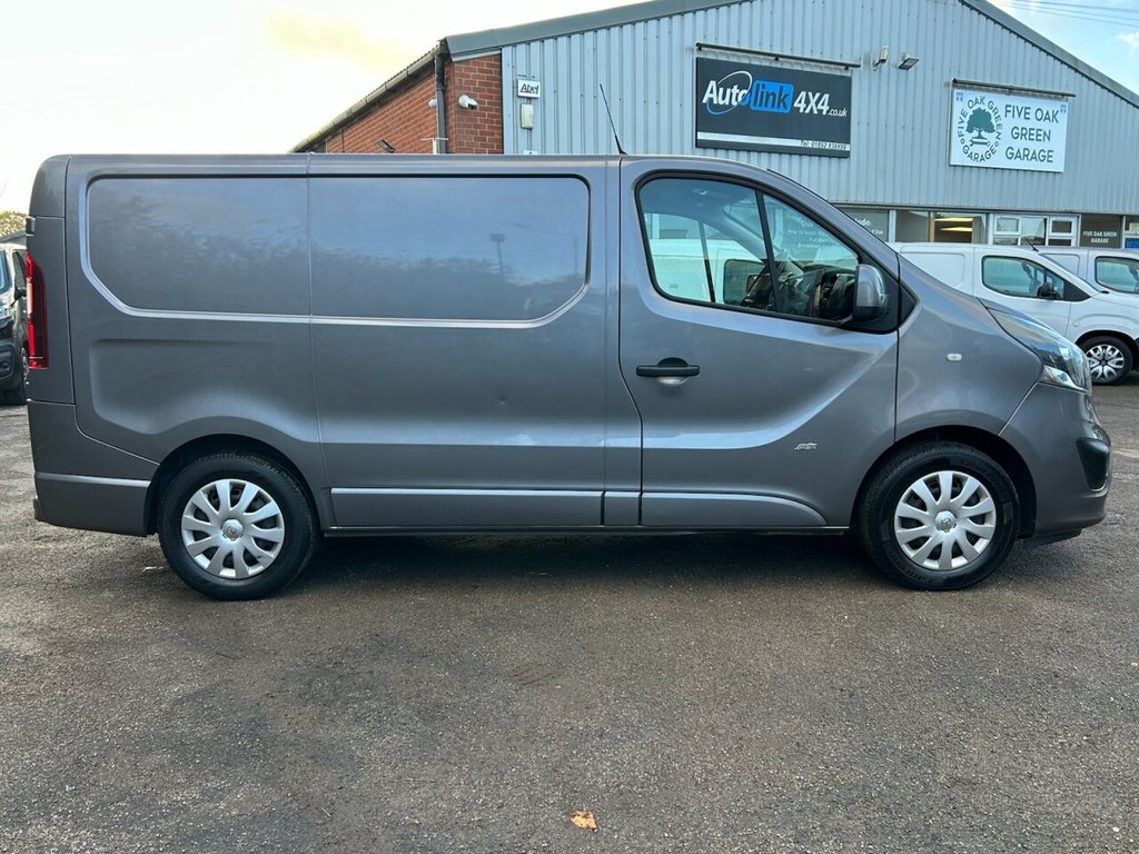 Used Vauxhall Vivaro 2016 for sale - 76787674: Photo 9