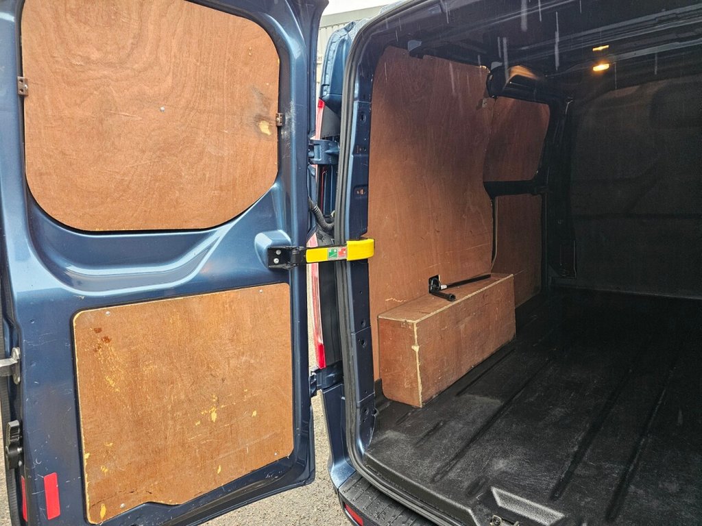 Used Ford Transit Custom 2020 for sale - 76787665: Photo 24