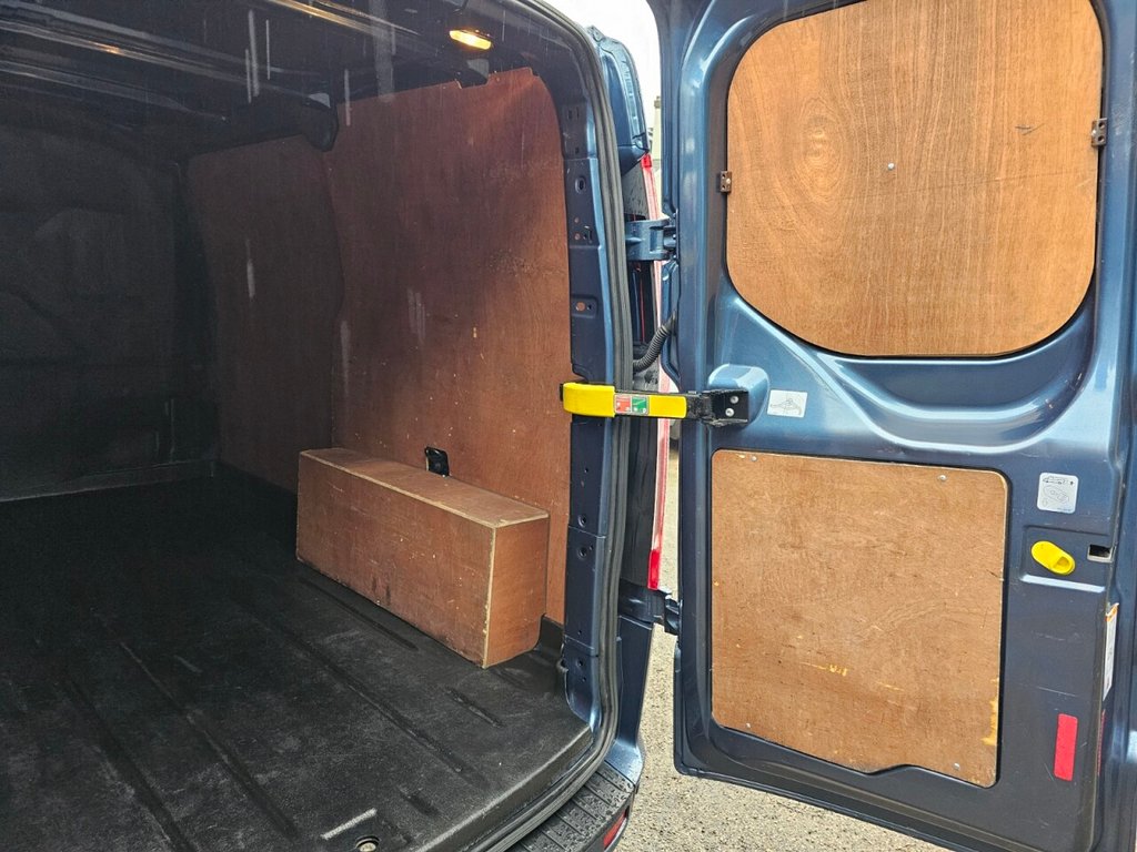 Used Ford Transit Custom 2020 for sale - 76787665: Photo 25