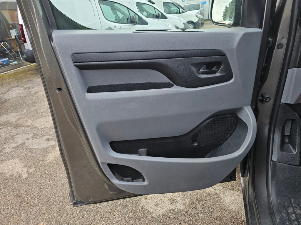 Used Vauxhall Vivaro 2022 for sale - 77583750: Photo 20