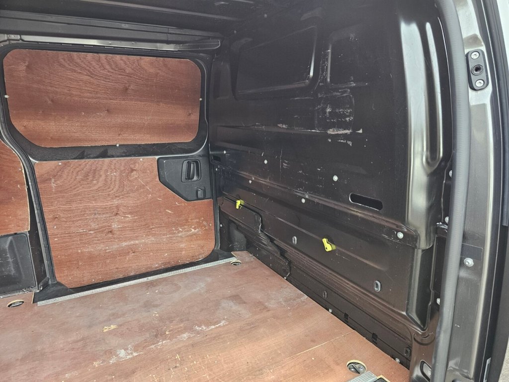 Used Vauxhall Vivaro 2022 for sale - 77583750: Photo 30