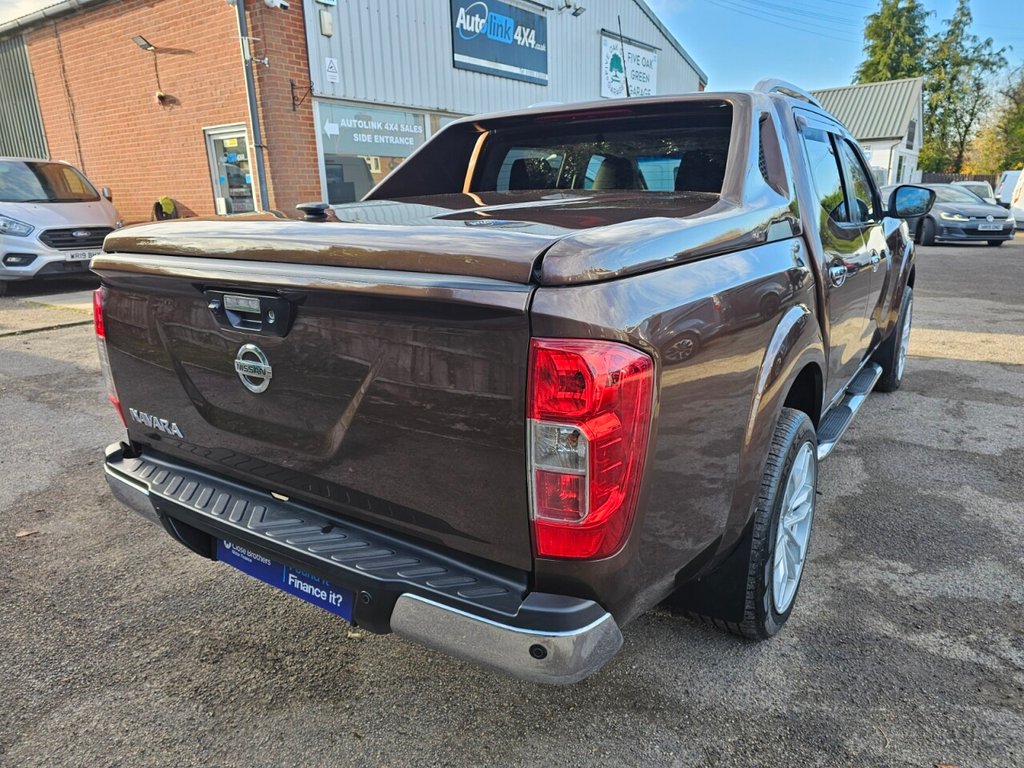 Used Nissan Navara 2017 for sale - 76787669: Photo 11