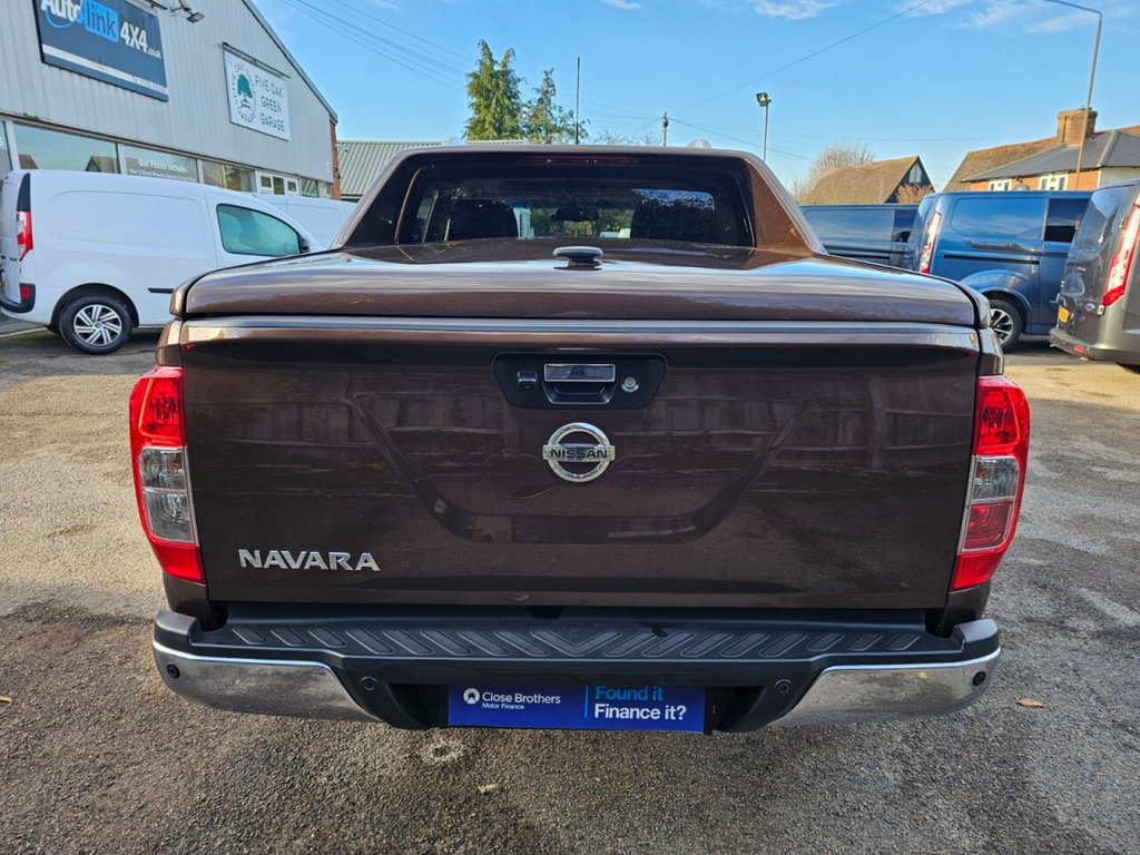 Used Nissan Navara 2017 for sale - 76787669: Photo 12