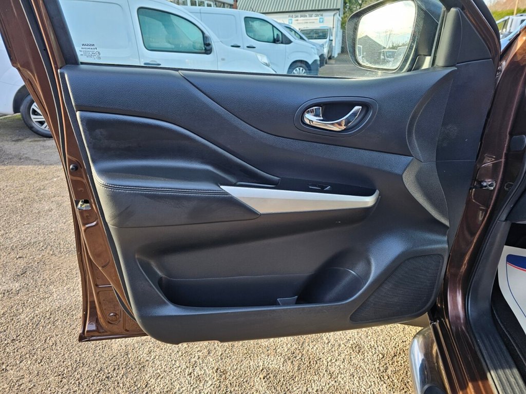 Used Nissan Navara 2017 for sale - 76787669: Photo 20