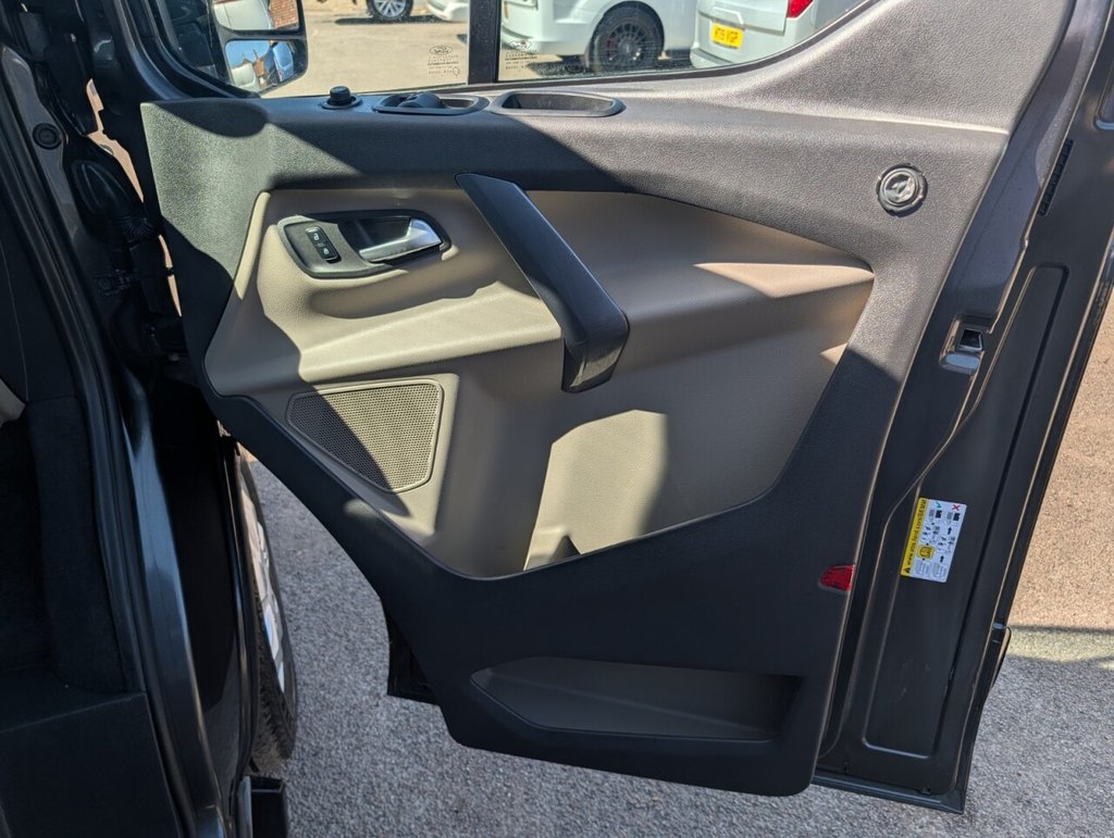 Used Ford Transit Custom 2017 for sale - 78172392: Photo 15